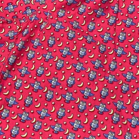 Vineyard Vines pink pajama pants featuring little owls and moons, tied waistband - Picture 2 of 5